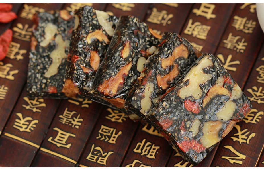 阿胶糕的正确吃法及服用时间，这几个小细节需要注意